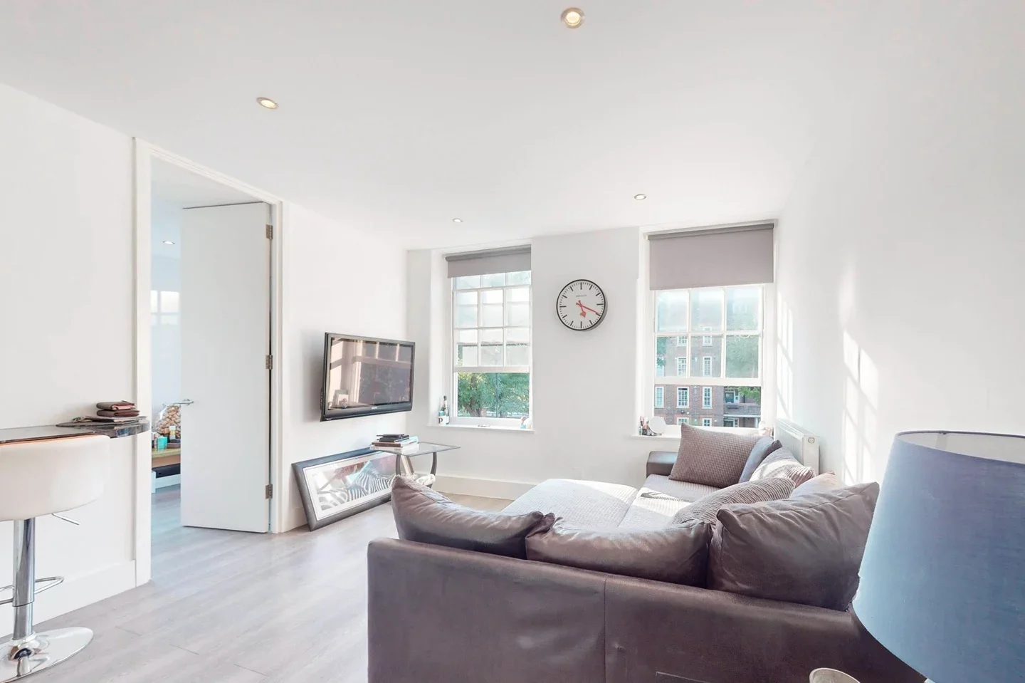 Flat Frampton Street in City of Westminster