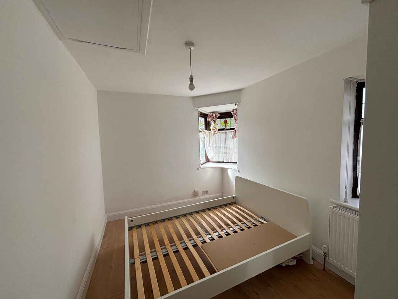 House Exeter Gardens in Greater London