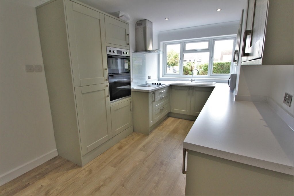 House Glenthorne Close in Stubbington