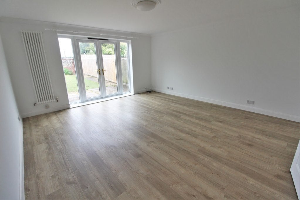 House Glenthorne Close in Stubbington