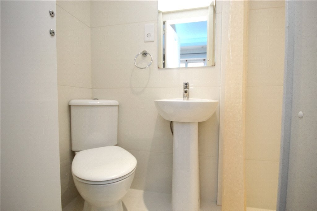Room Delorme Street in Greater London