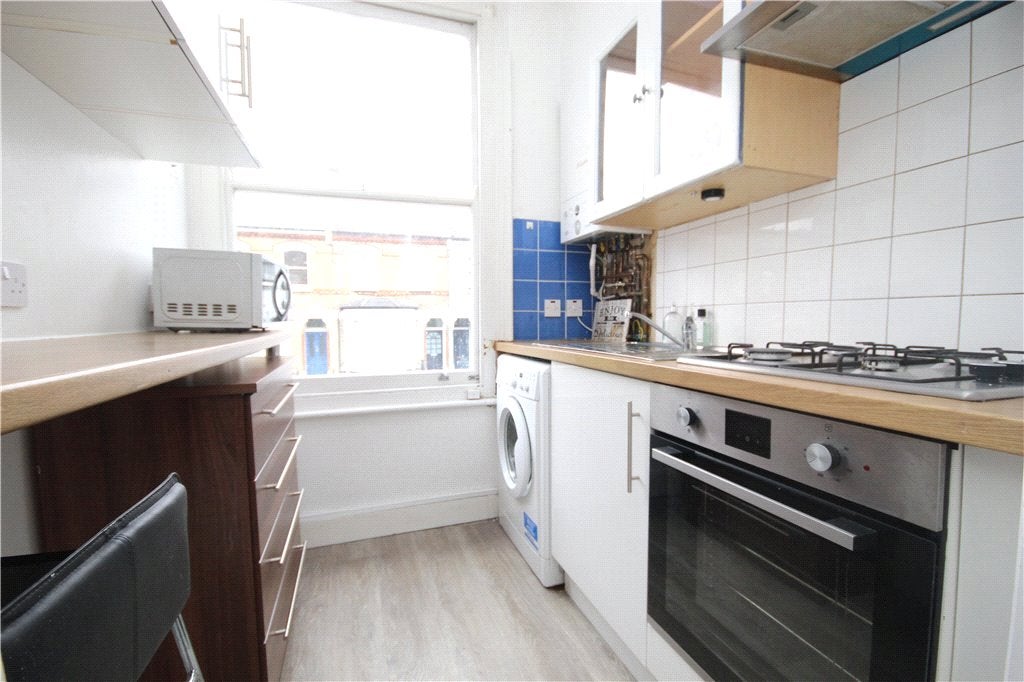 Room Delorme Street in Greater London