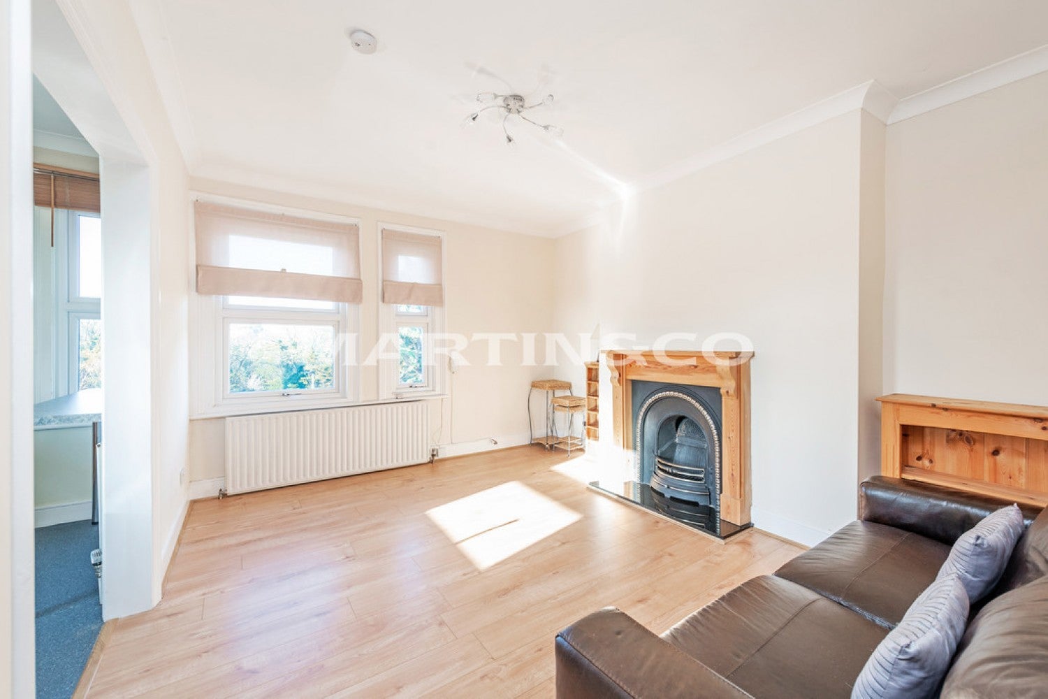 Flat Cambridge Road in Greater London