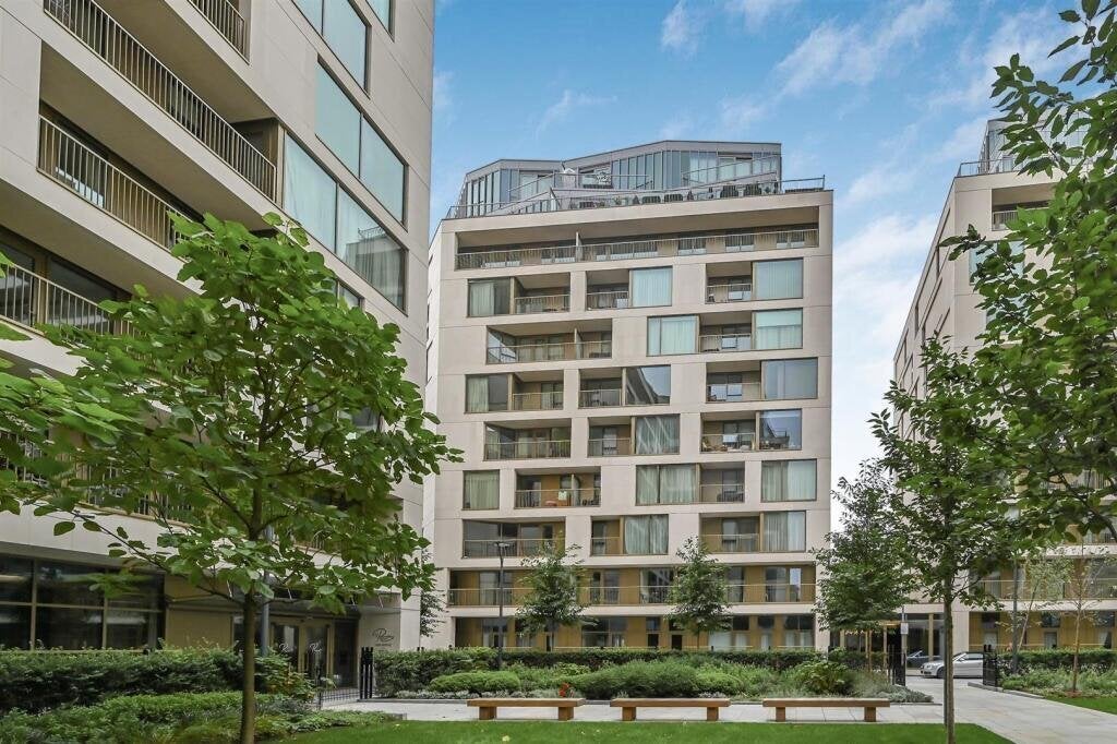 Flat Warwick Lane in Greater London