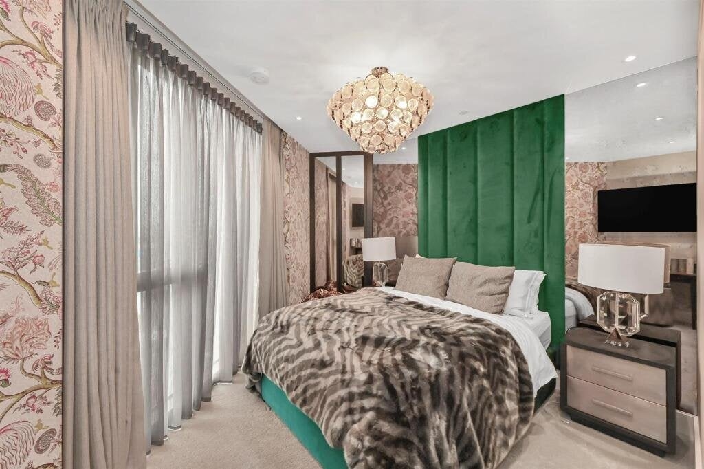 Flat Warwick Lane in Greater London