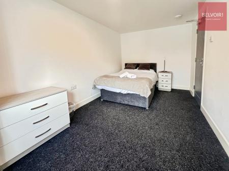 Room Grimsby Road in Cleethorpes