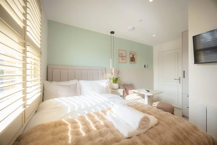 Flat Shirland Road in City of Westminster
