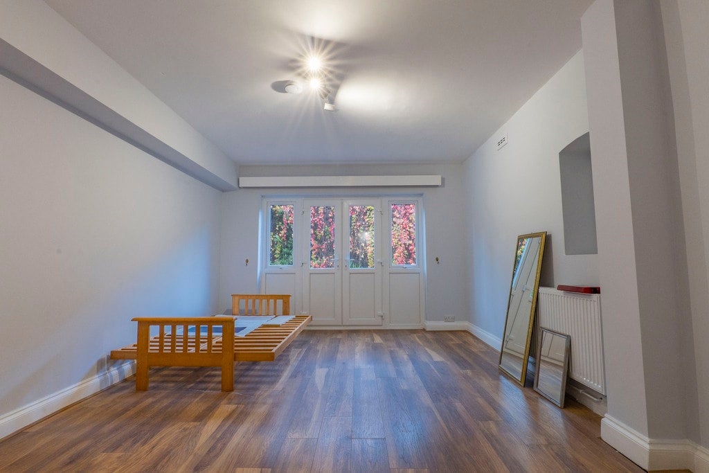 Flat Lexham Gardens in Greater London