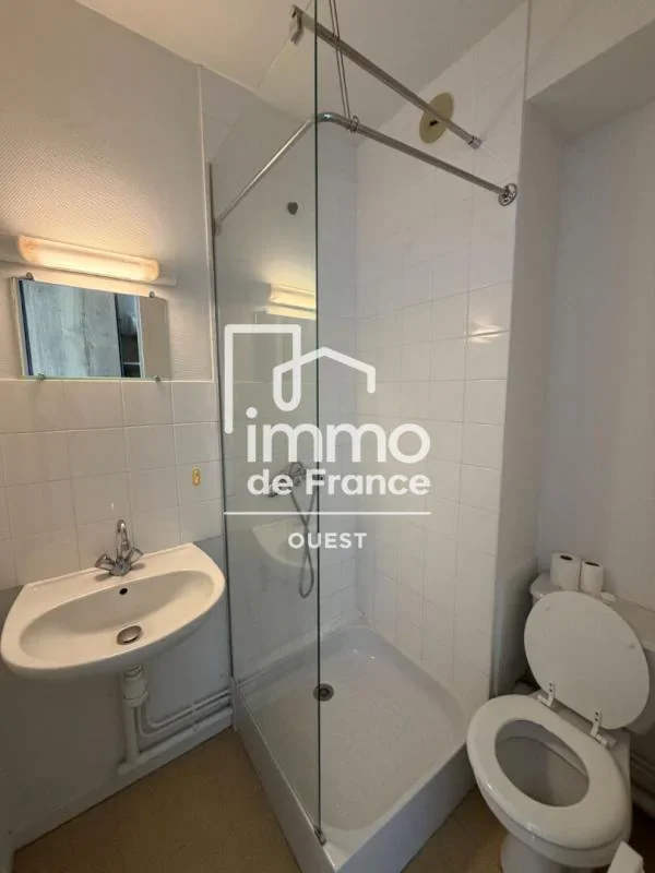 Room Rue de Dainville in Angers
