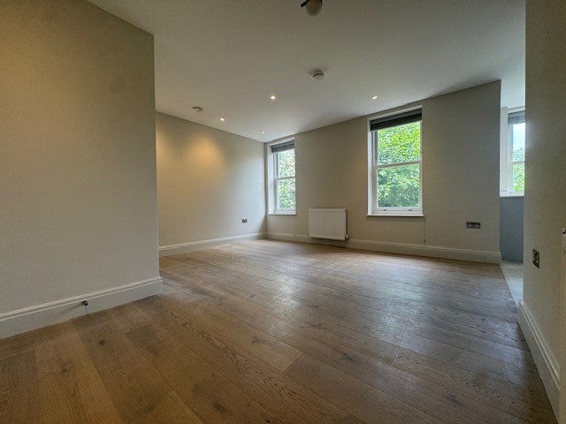 Flat Union Street in Maidstone