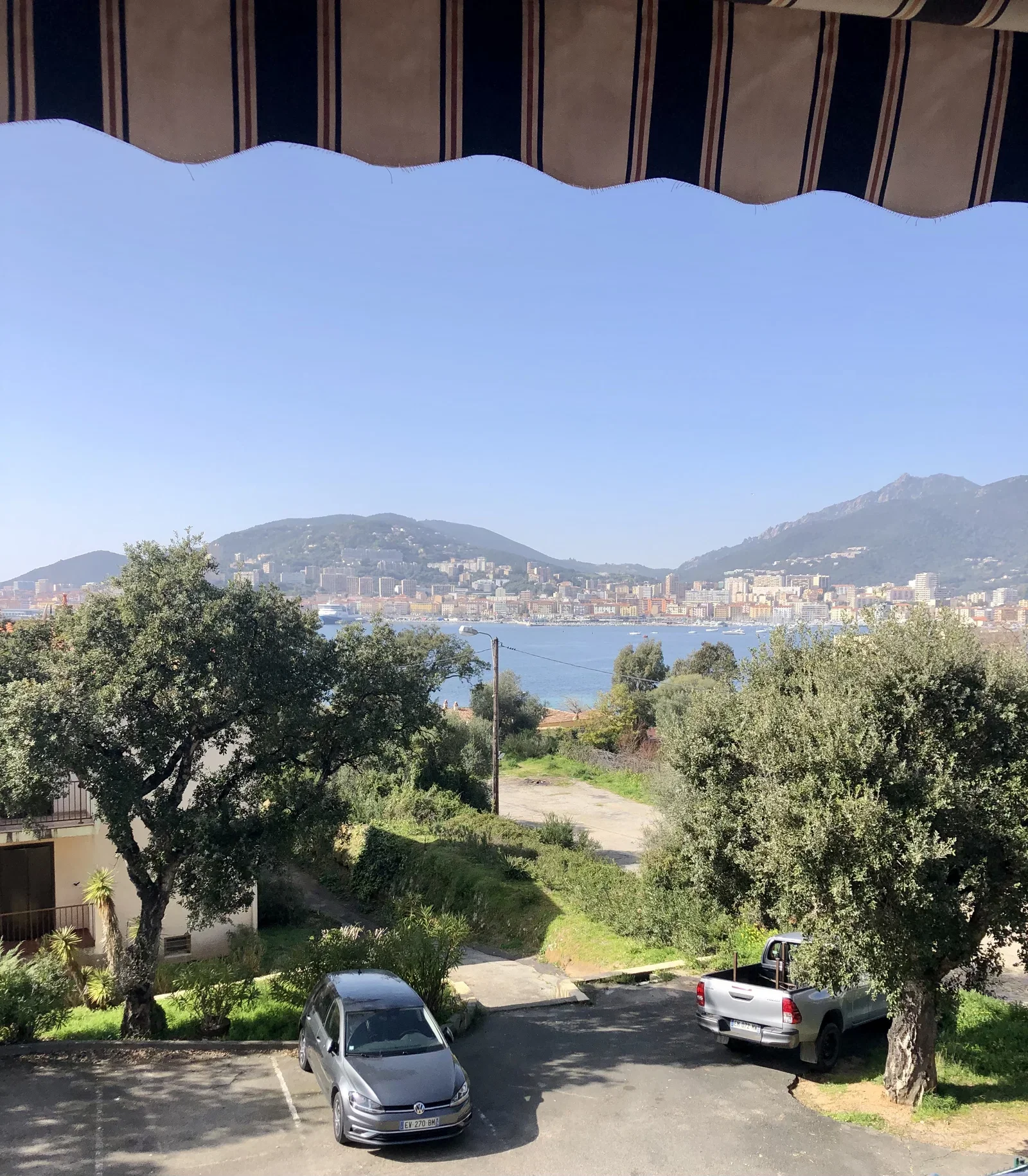 Flat Route du Lazaret in Ajaccio