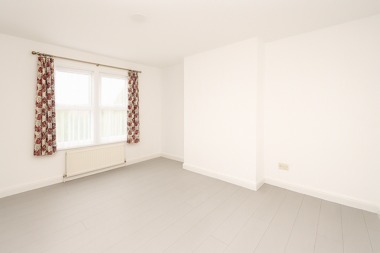 Flat Talbot Road in Greater London