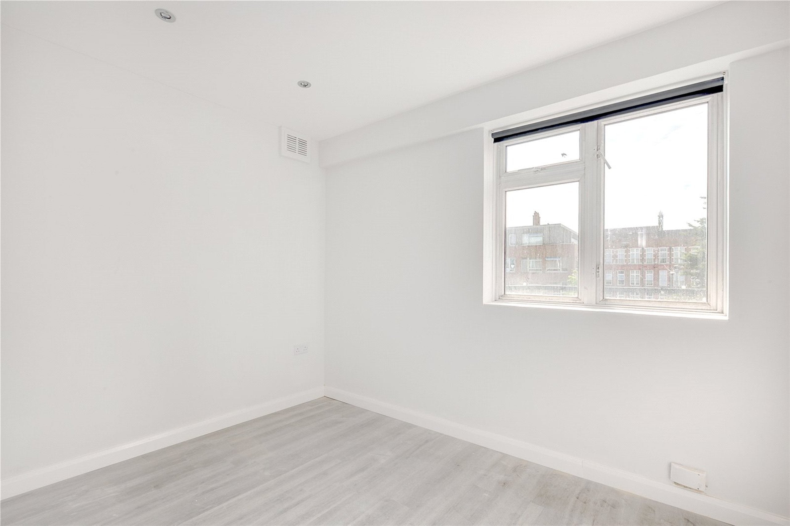 Flat East Street in Greater London