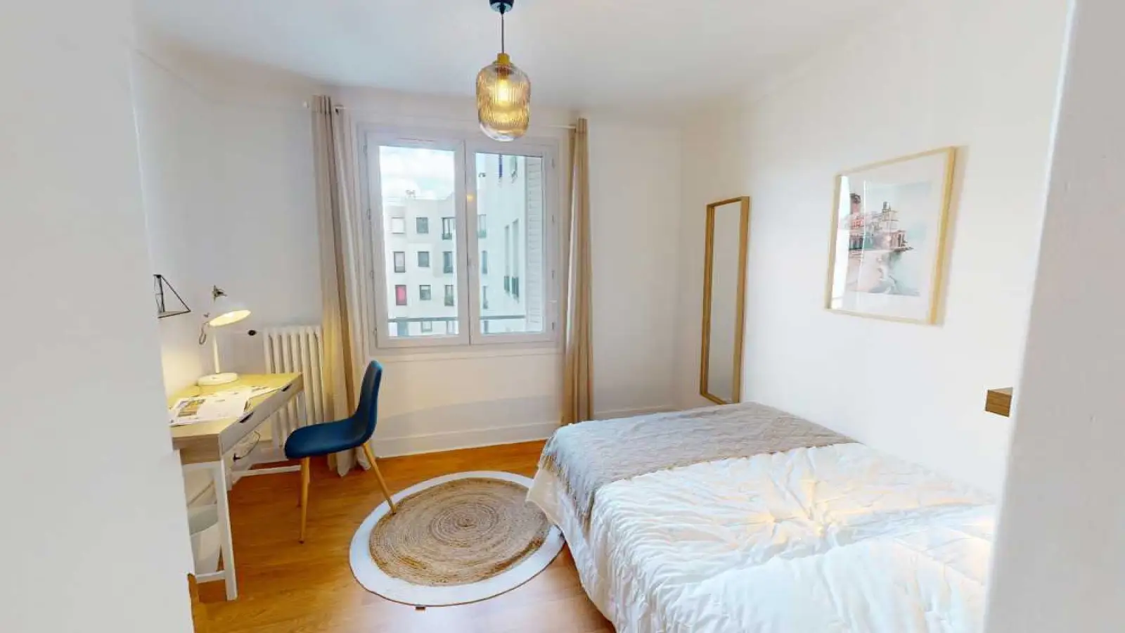 Chambre Rue de Saussure à Paris