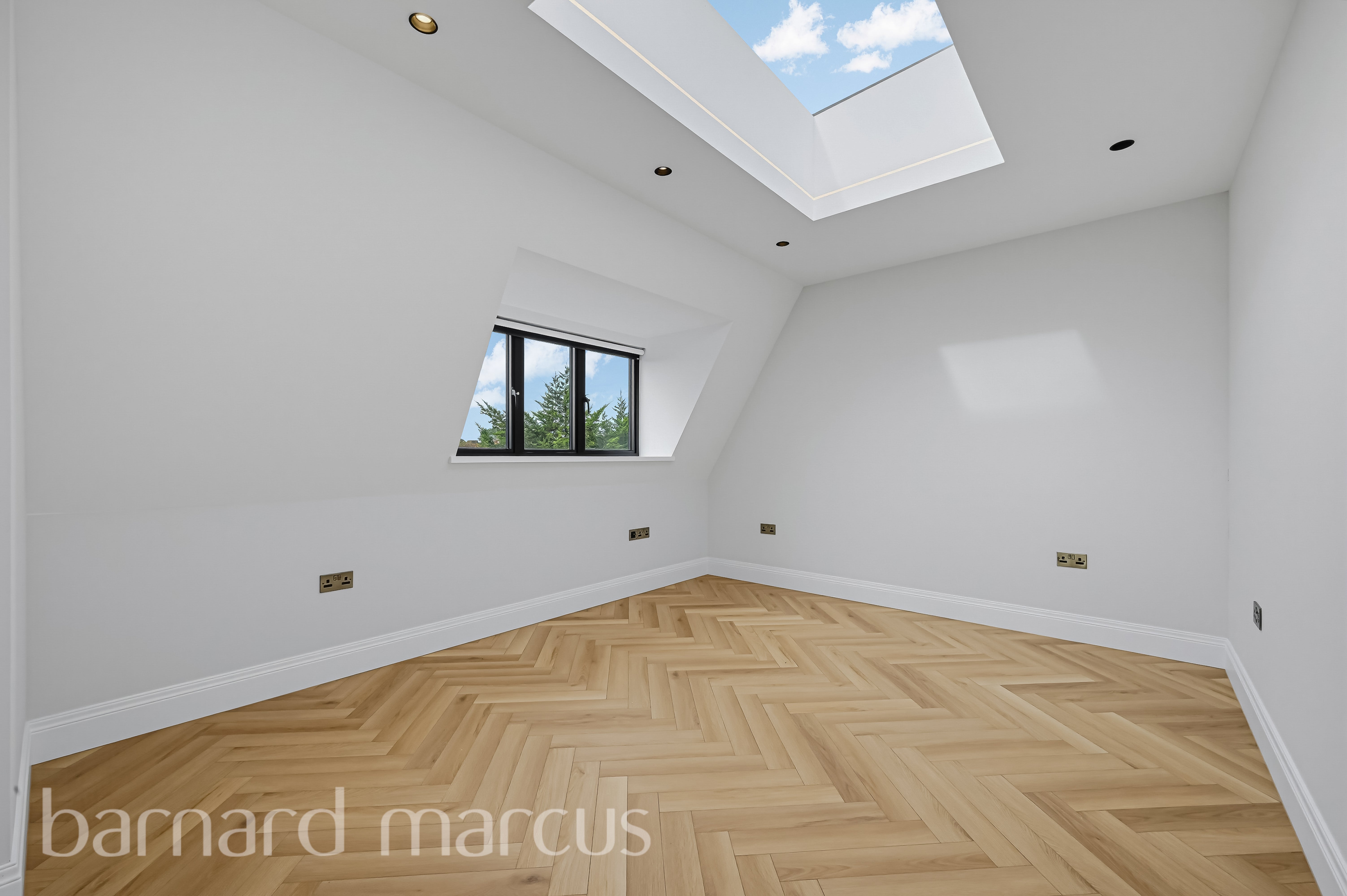 House Haynt Walk in Greater London