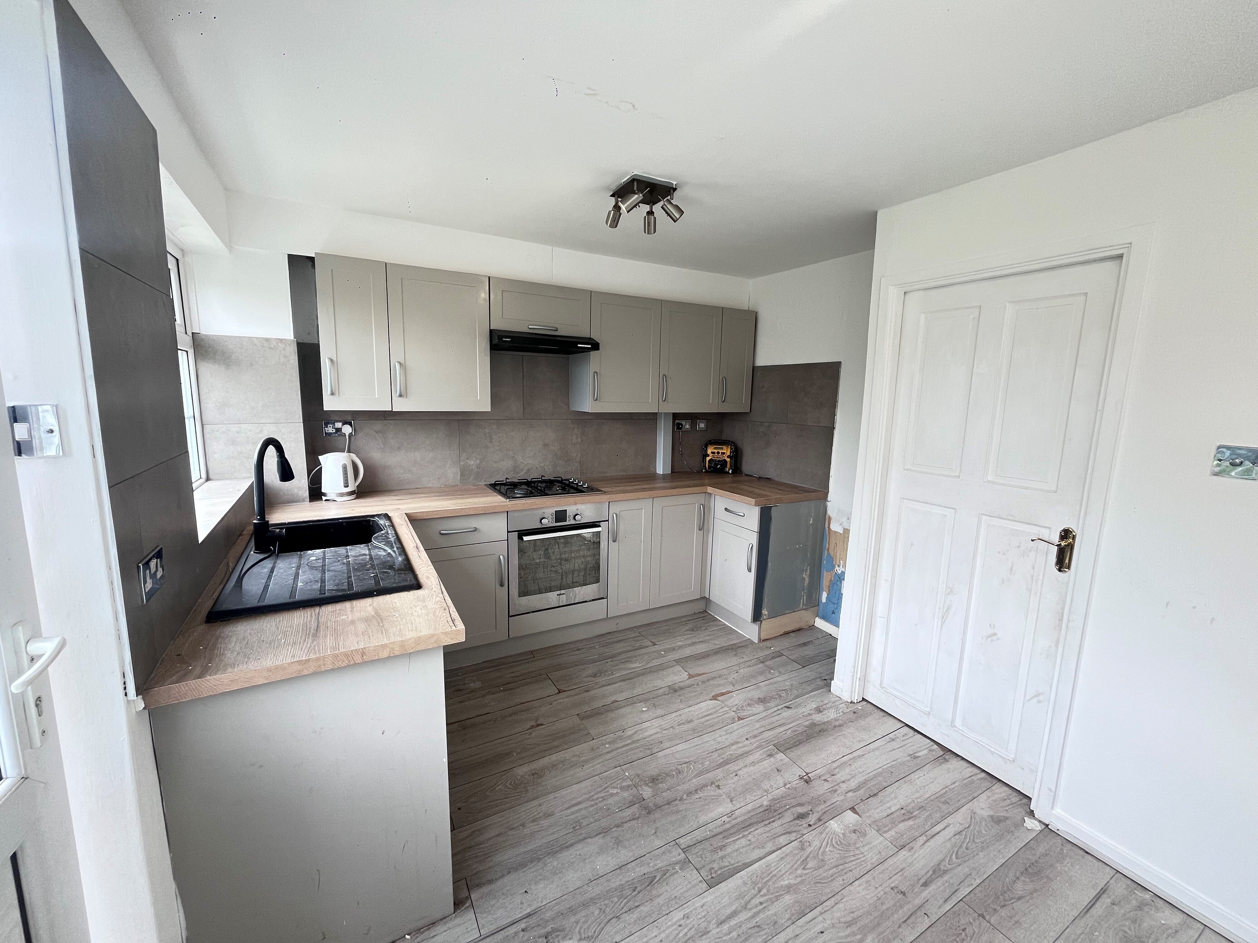 House Holkham Close in Gedling