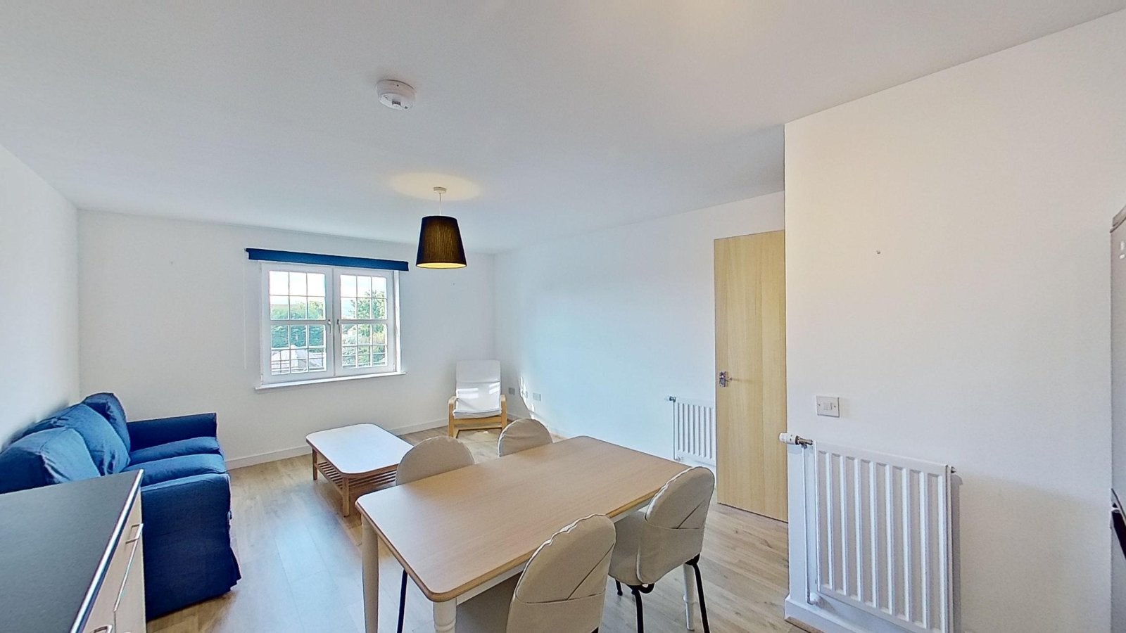 Flat Stuart Square in City of Edinburgh