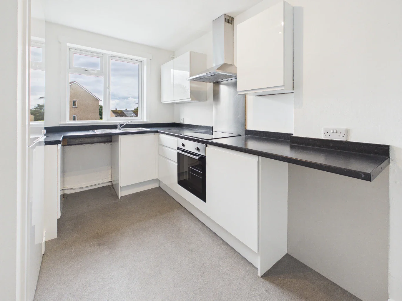 Flat Aboyne Avenue in Dundee
