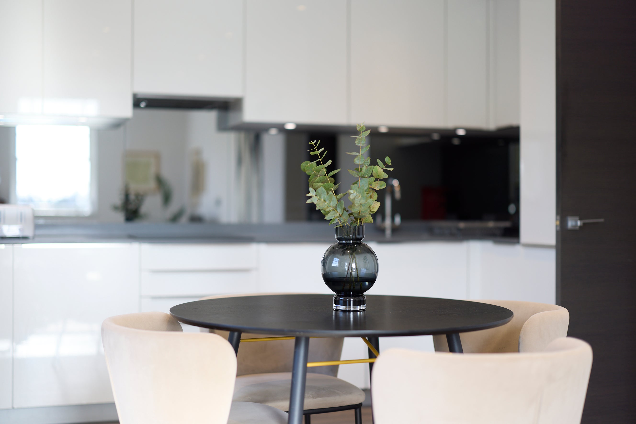 Flat Lionel Road South in Greater London