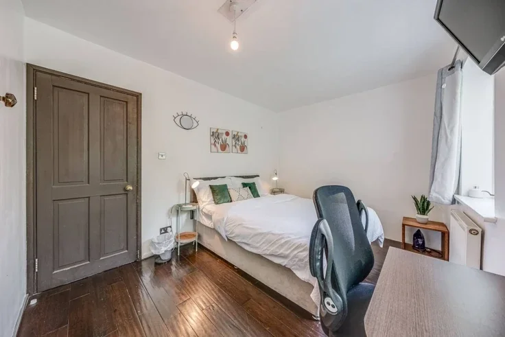 House Carlyle Mews in Greater London