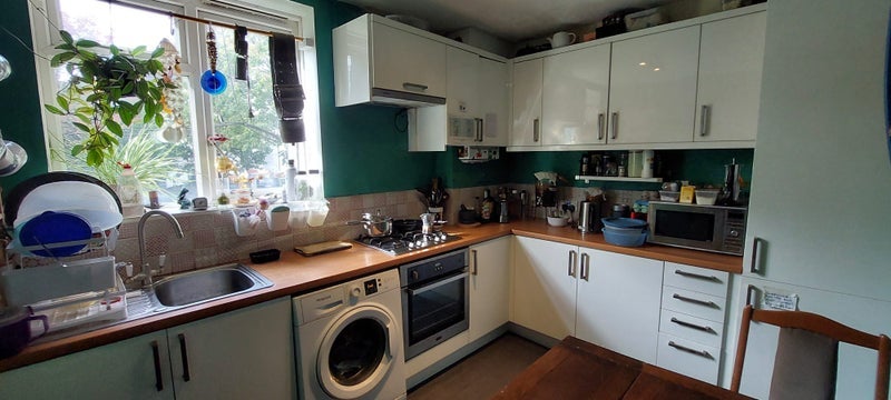 Room Elmworth Grove in Greater London