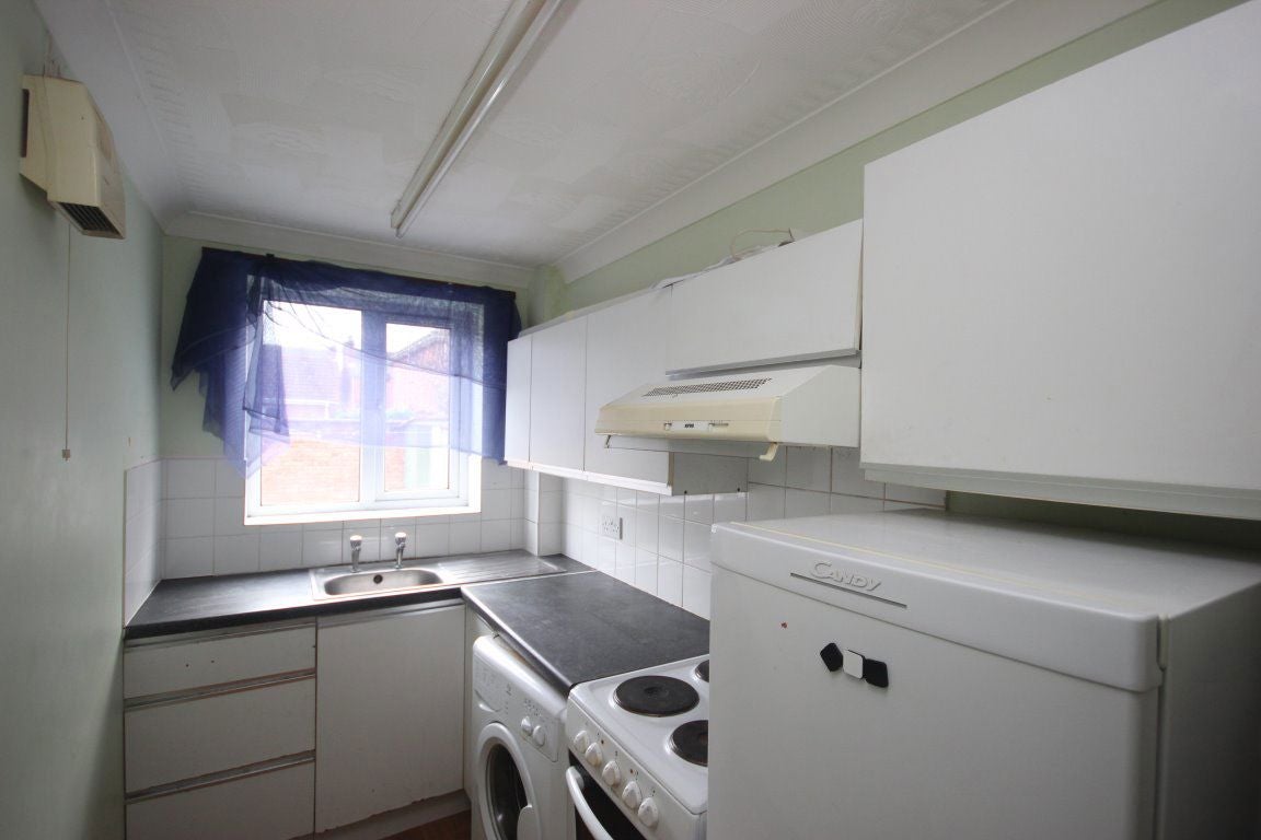 Flat Laughton Road in Boston