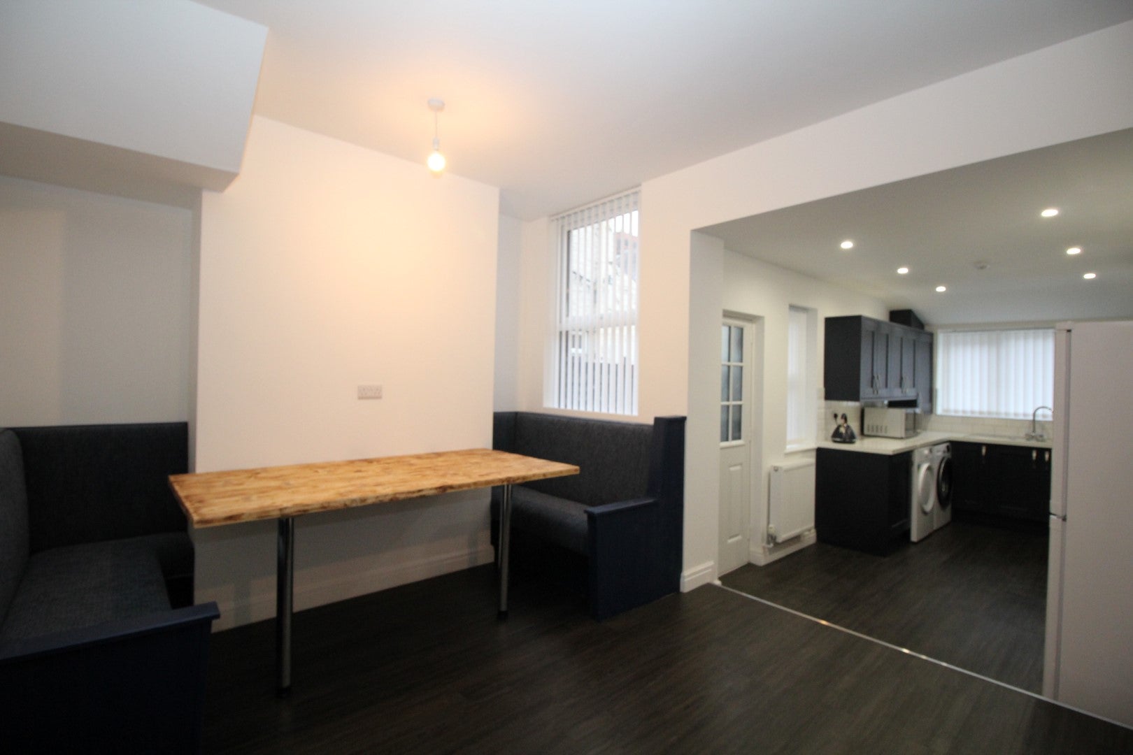 Room Ashbourne Road in Liverpool