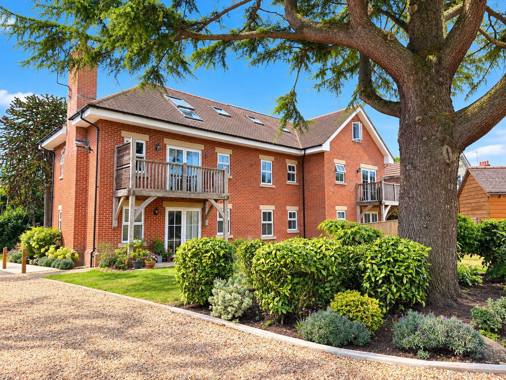 Flat Old Forge Close in New Forest