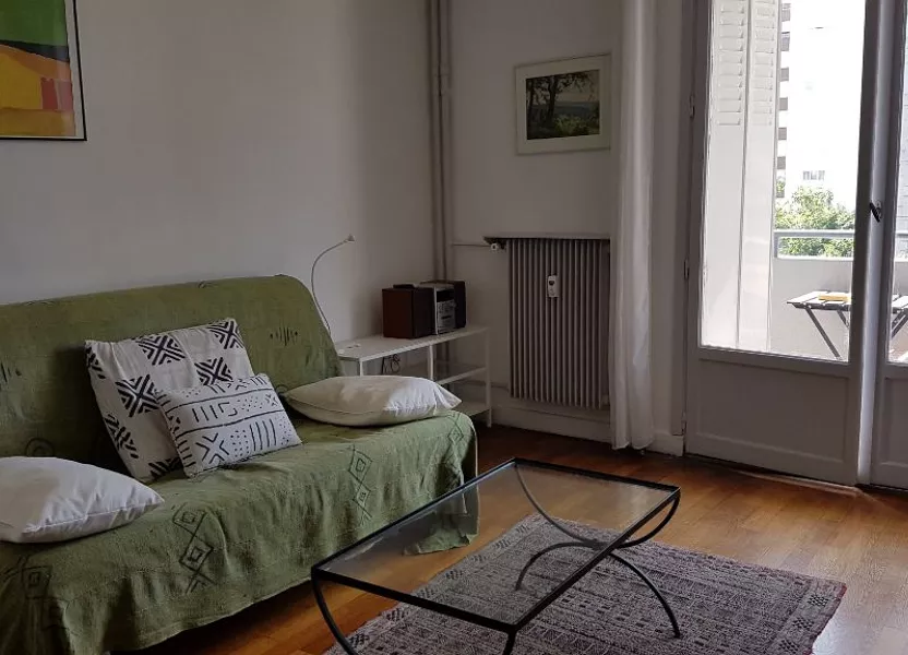 Flat Avenue Debourg in Lyon