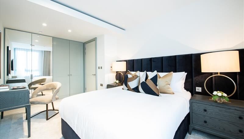 Flat Star Street in City of Westminster
