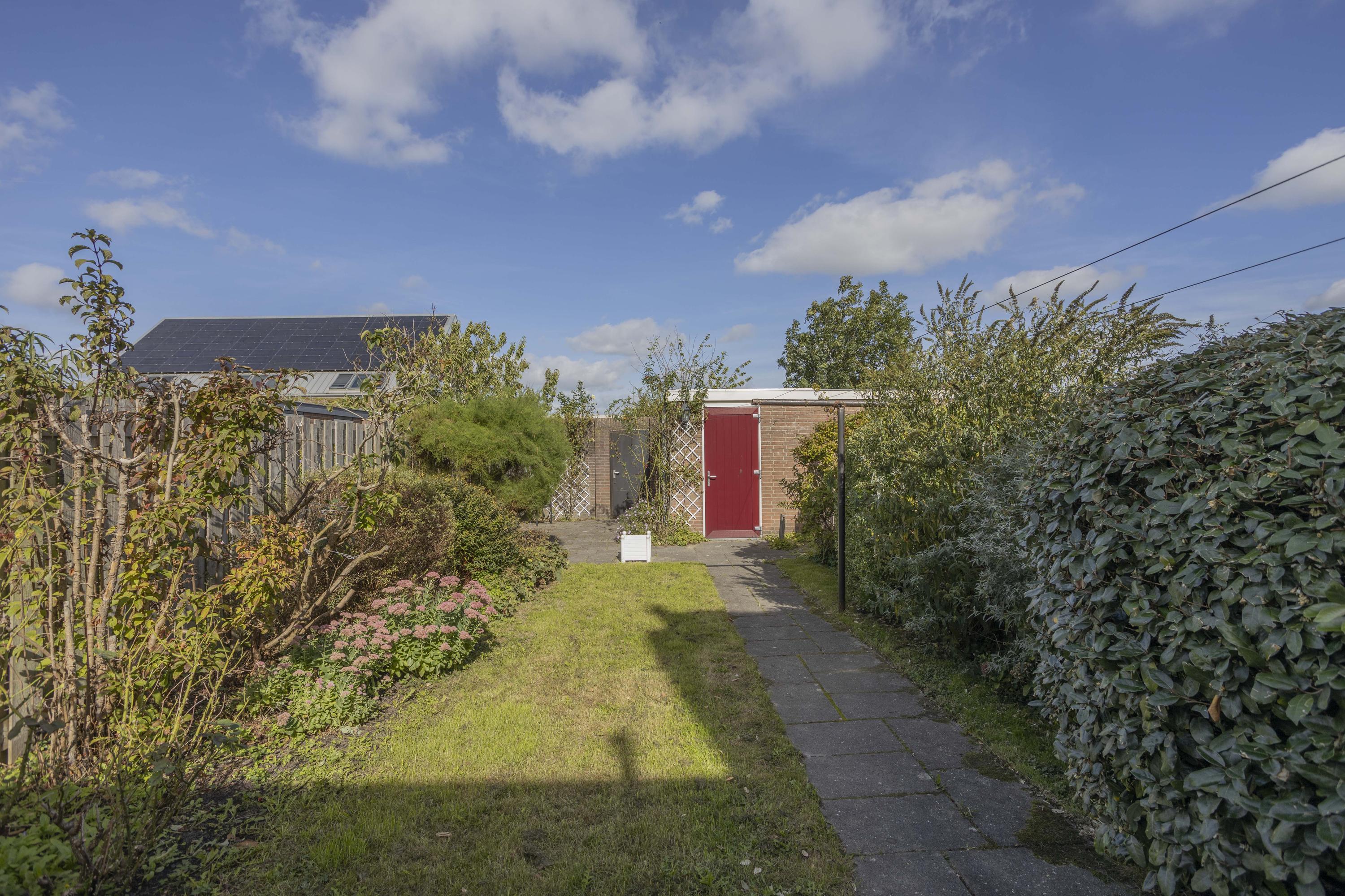 Tussenwoning te koop: Bosstraat 44, Nieuw-Vennep