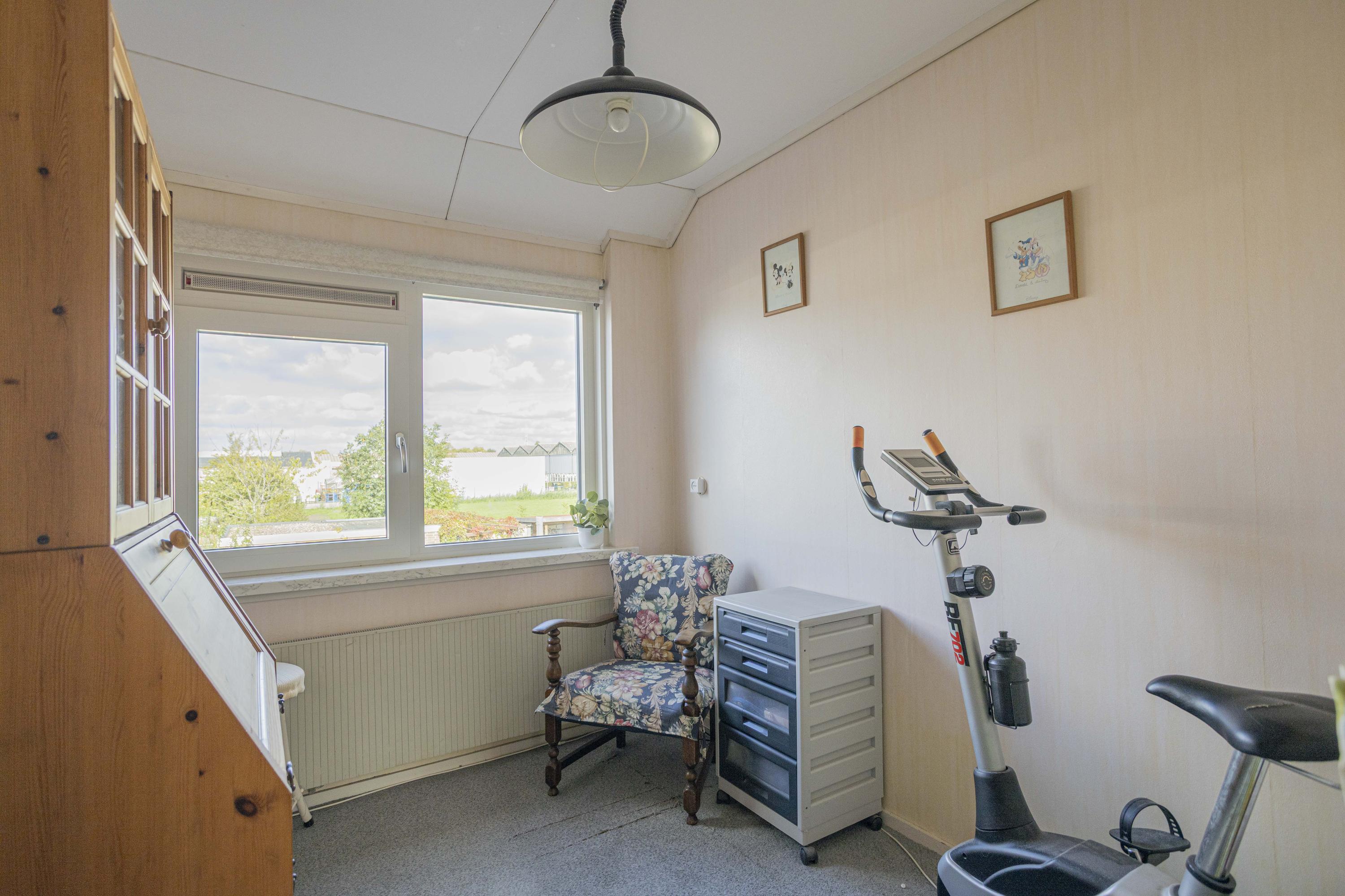 Tussenwoning te koop: Bosstraat 44, Nieuw-Vennep