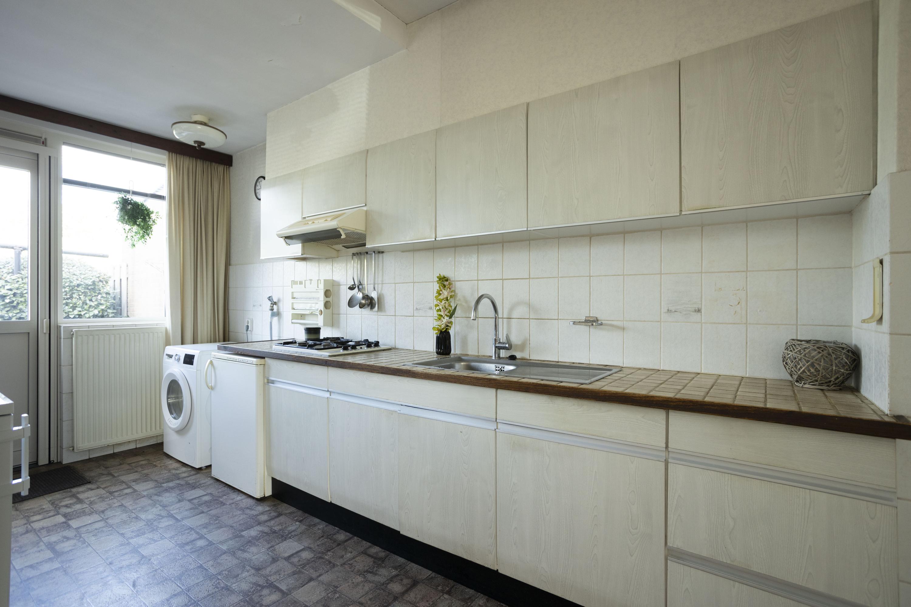 Tussenwoning te koop: Bosstraat 44, Nieuw-Vennep