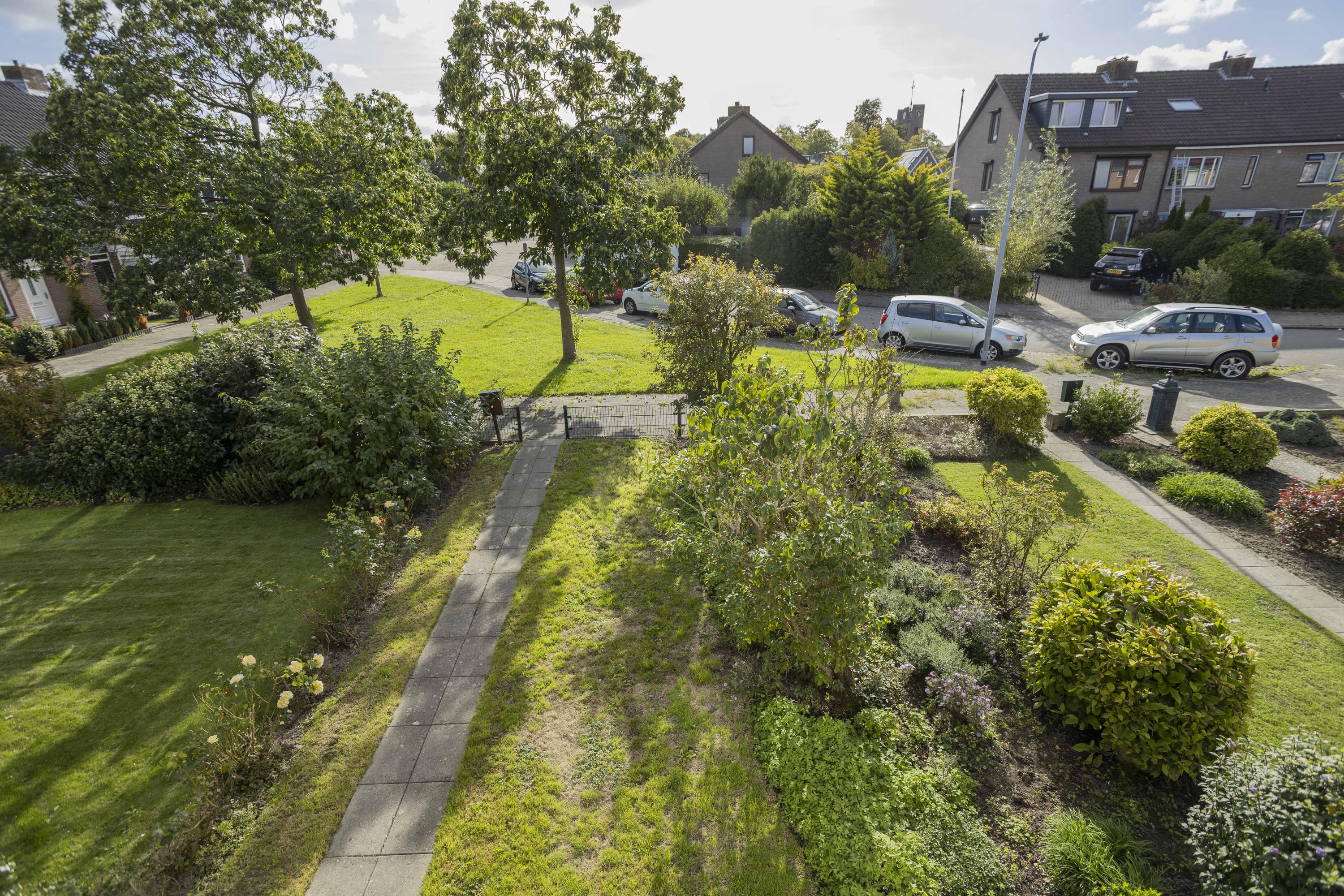 Tussenwoning te koop: Bosstraat 44, Nieuw-Vennep
