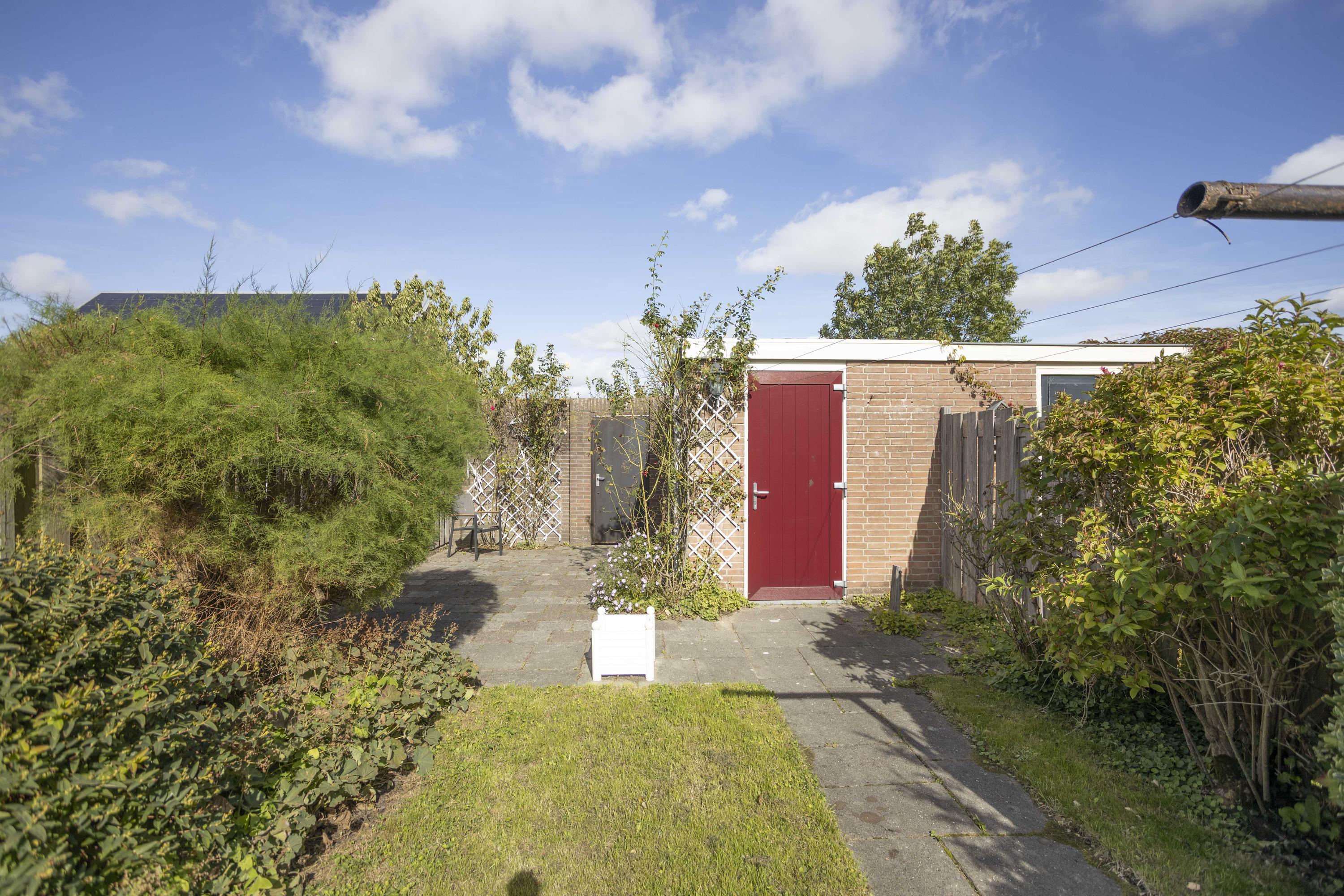 Tussenwoning te koop: Bosstraat 44, Nieuw-Vennep