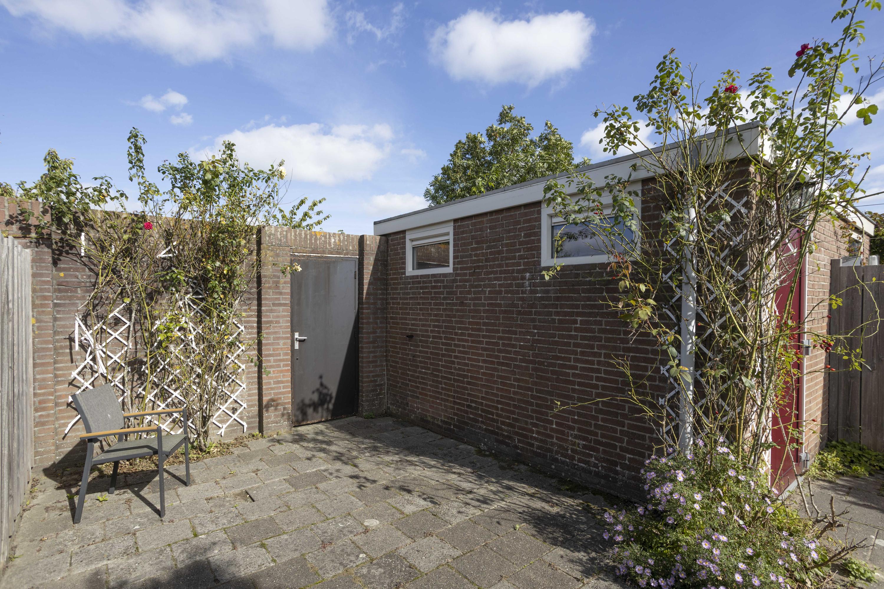 Tussenwoning te koop: Bosstraat 44, Nieuw-Vennep