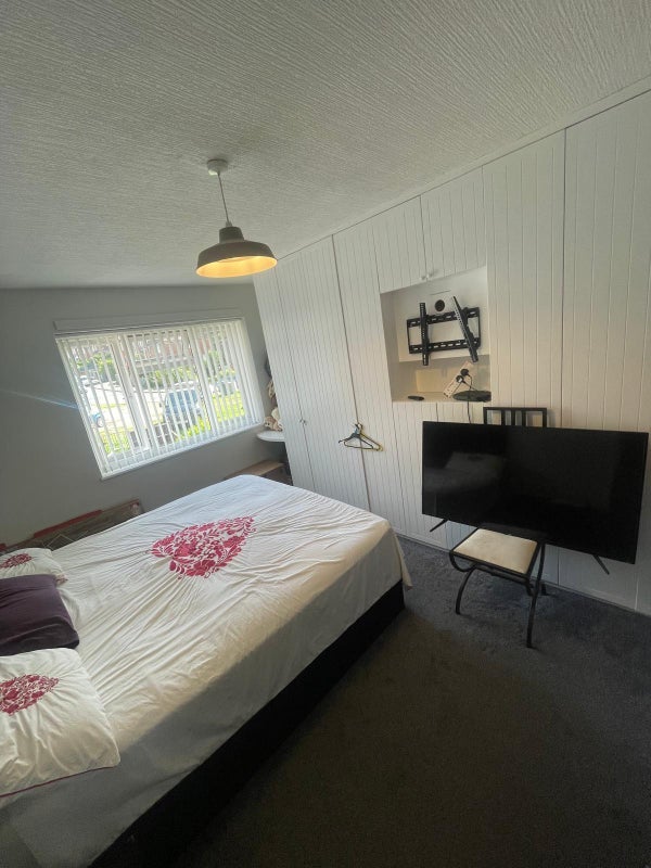 Room Abbeyfield Road in Birmingham