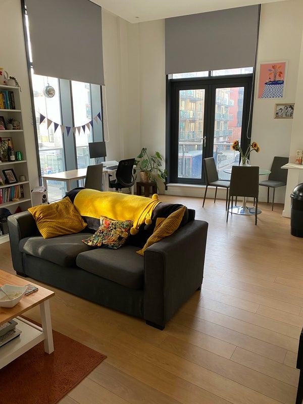 Room Seven Sea Gardens in Greater London