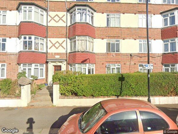 Flat Brewster Road in Greater London
