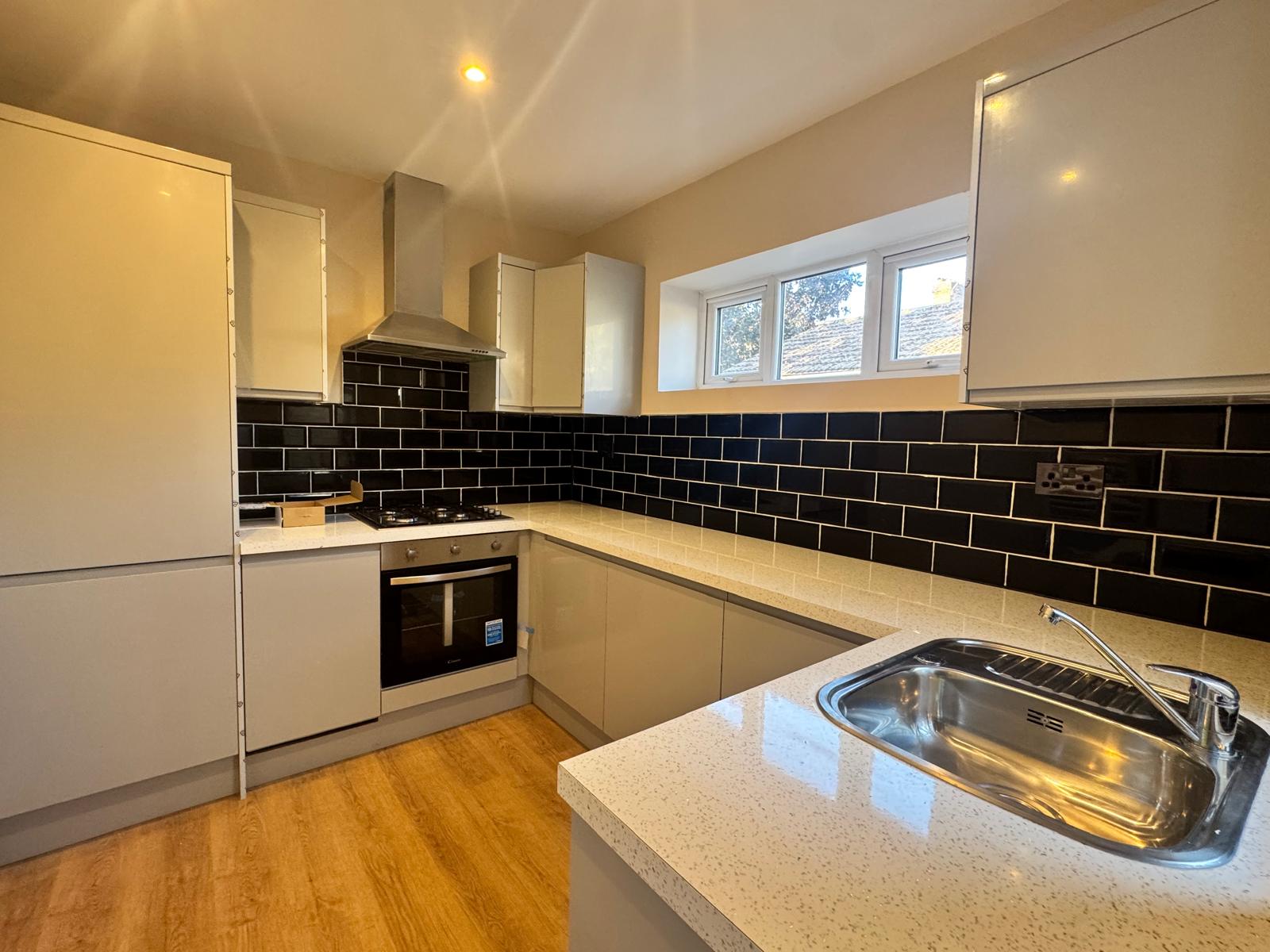 Flat Northborough Road in Greater London