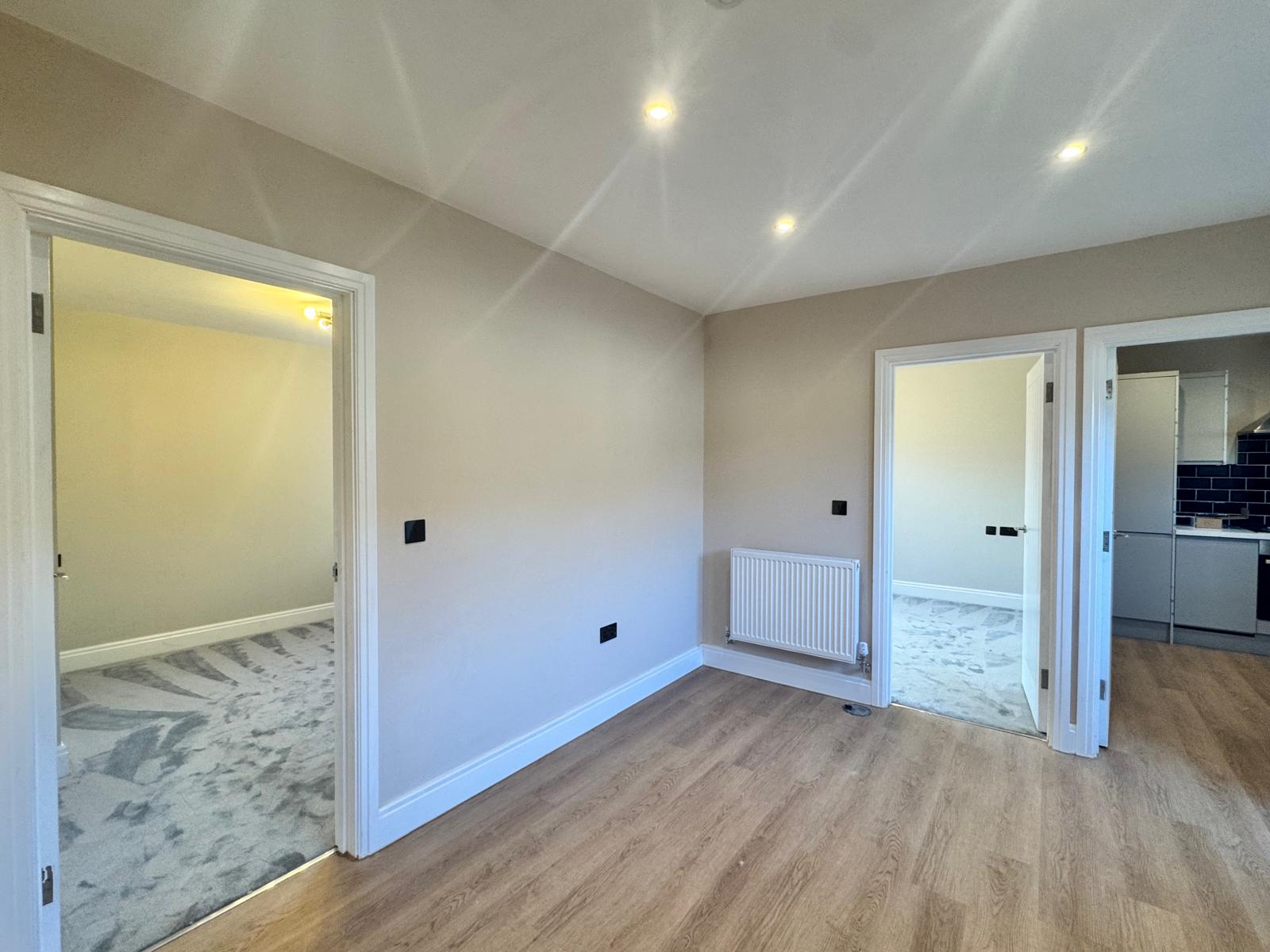 Flat Northborough Road in Greater London