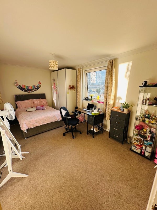 Room Boardwalk Place in Greater London