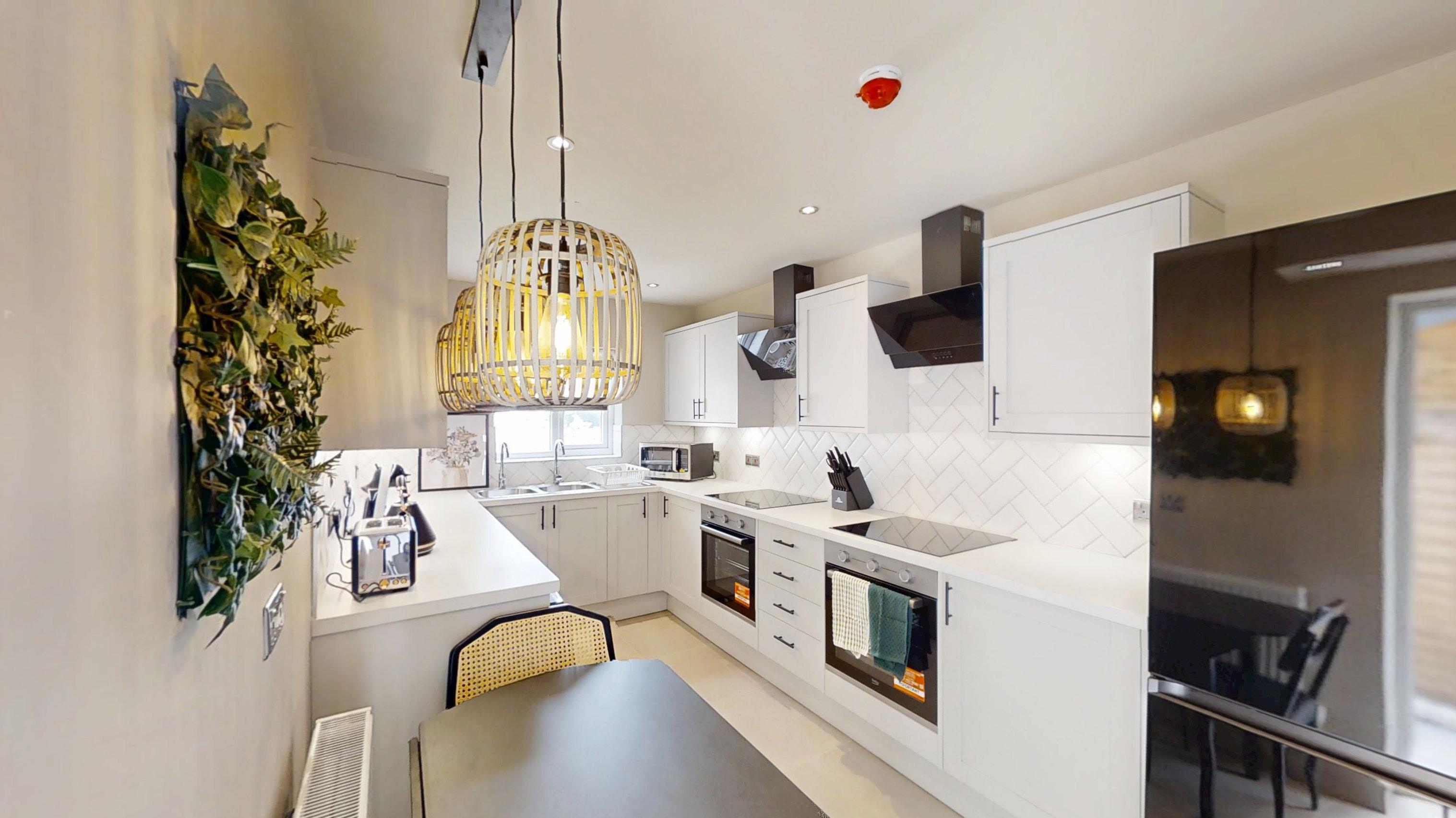 Room Rawdon Road in Maidstone