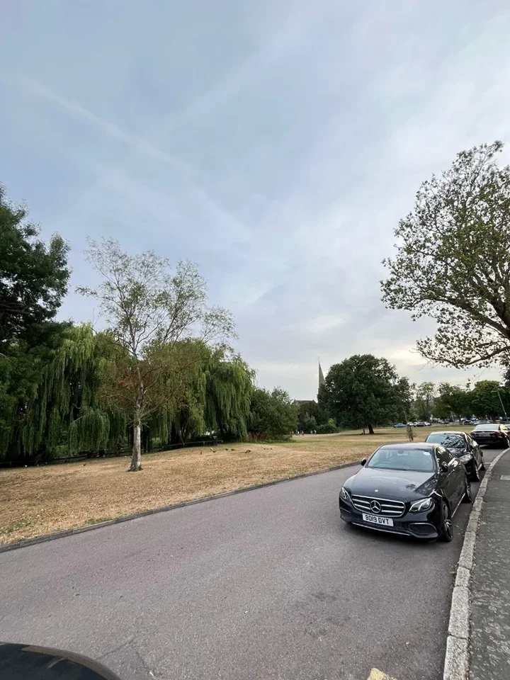 Flat Wallers Close in Greater London