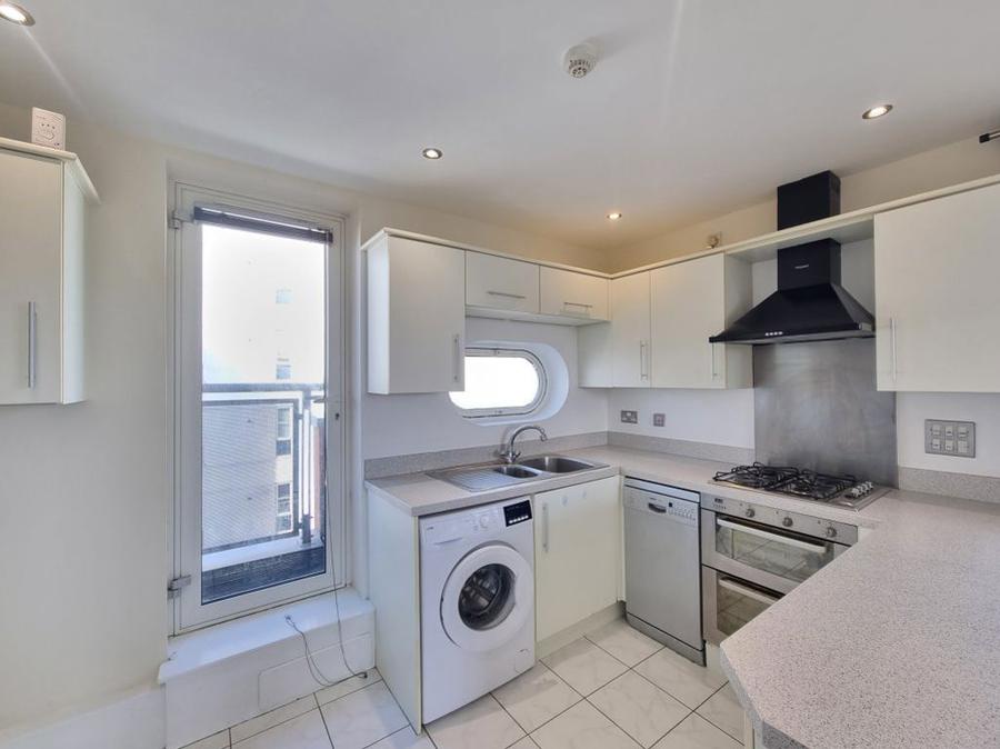 Flat Watkin Road in Leicester