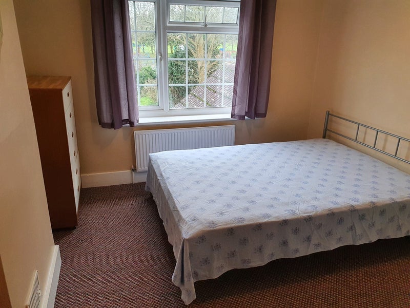 Room High Street in Greater London