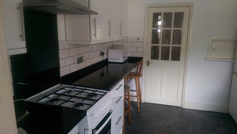Room High Street in Greater London