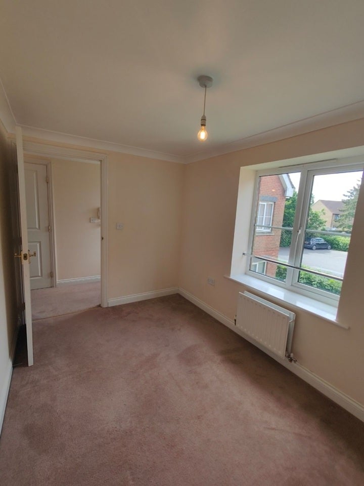 Flat Pound Road in Eastleigh