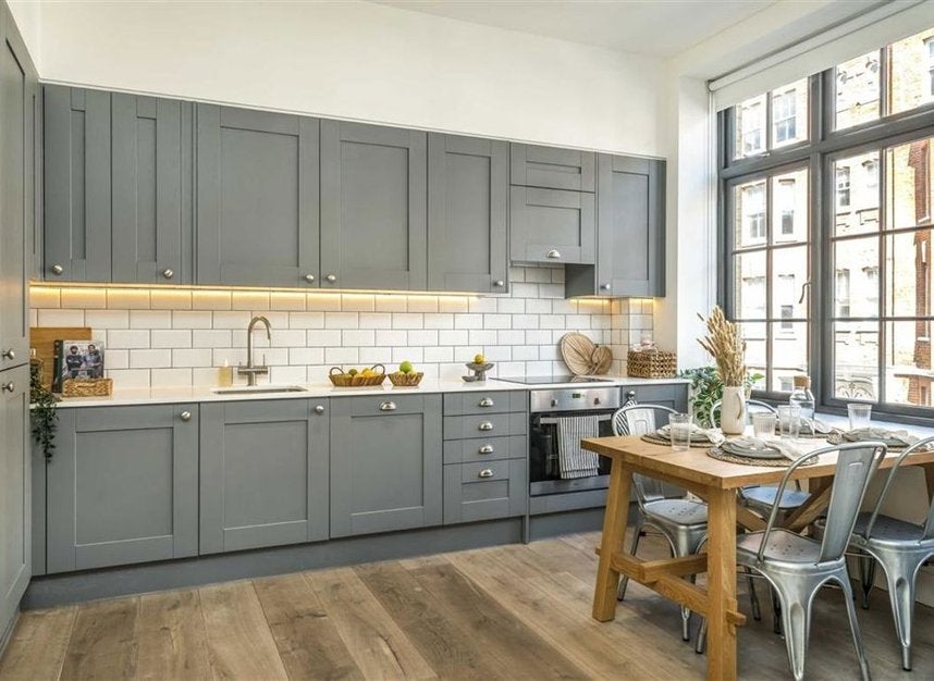 Flat Great Titchfield Street in City of Westminster