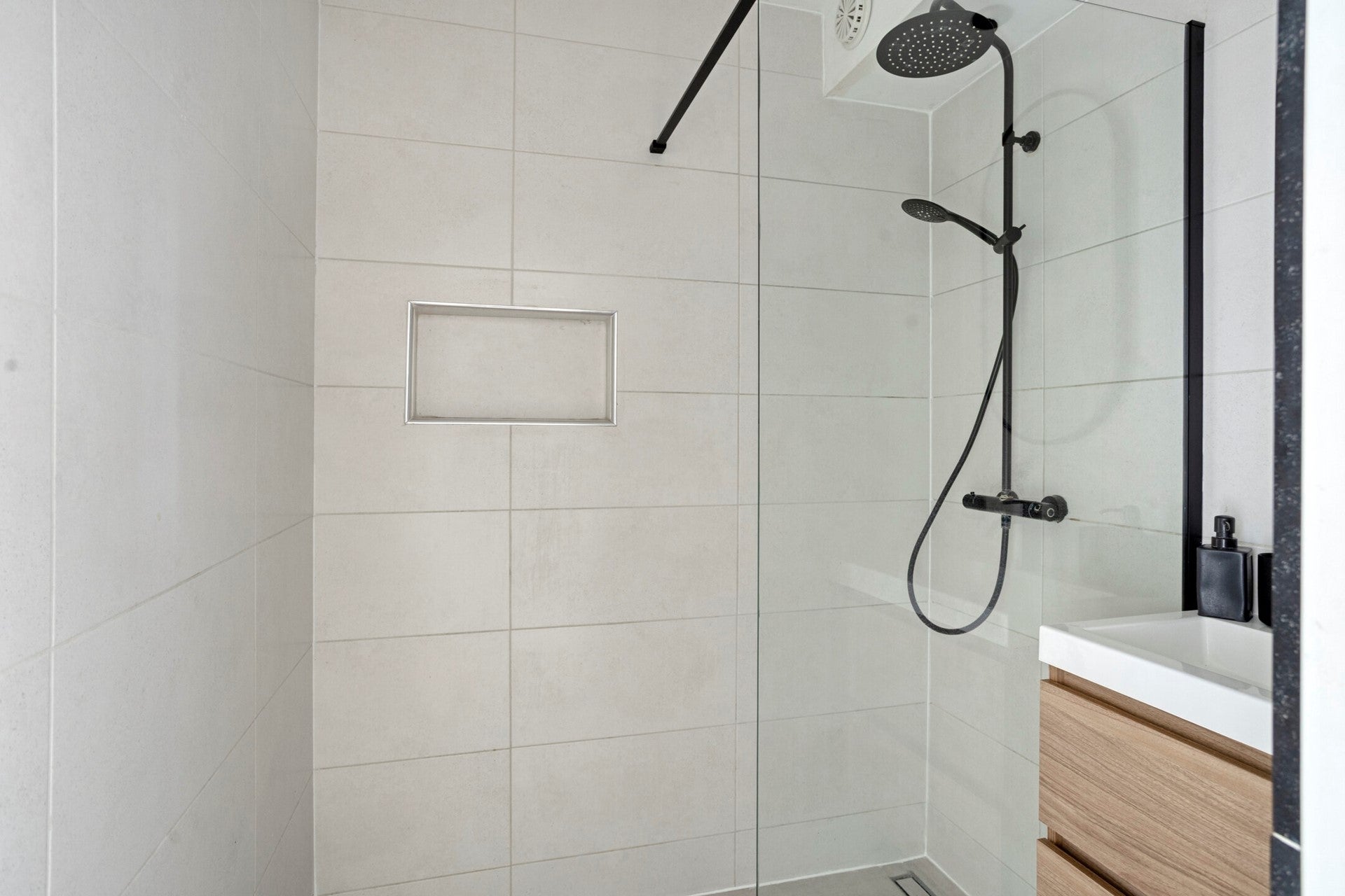 Appartement te koop: Adriaan van Ostadestraat 65, Groningen